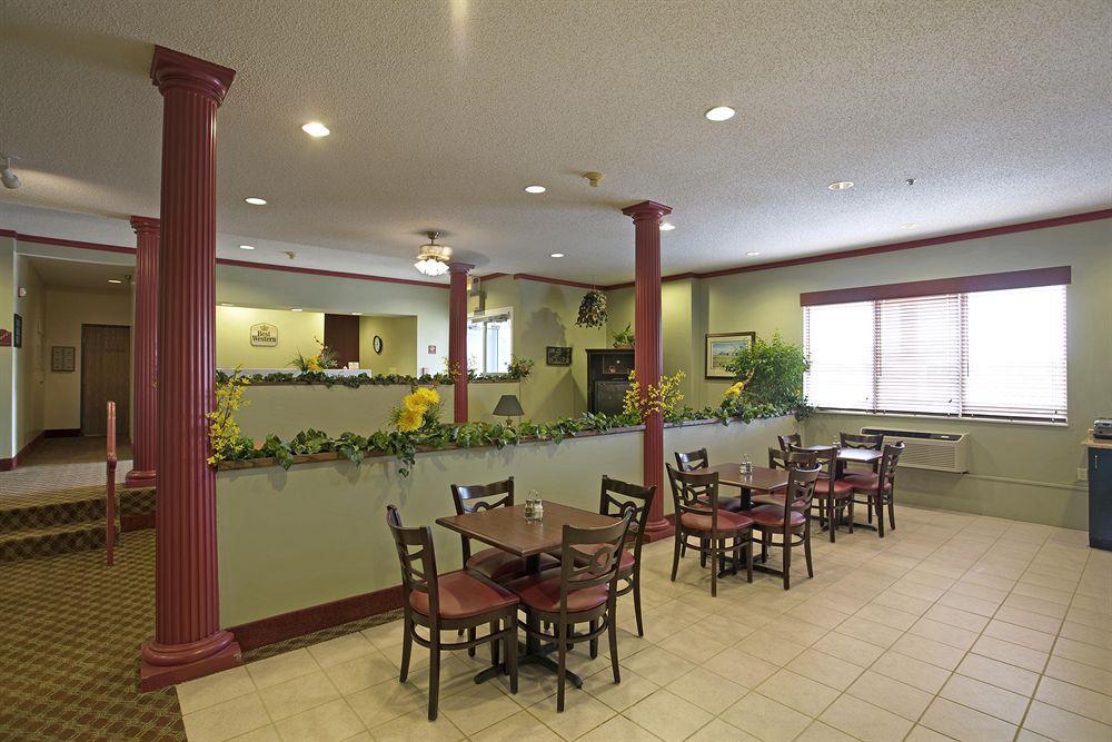 Best Western Teal Lake Inn Mexico Ресторан фото
